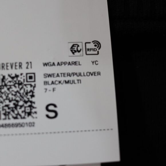 Forever 21 Black Crew Neck Sweater with Rock Band Graphic Oversized Small - Picture 15 of 15